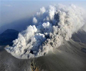 火山爆發衝擊波