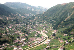 雪山村