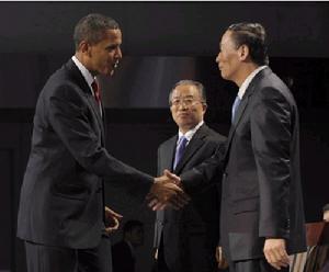 美國總統歐巴馬問候王岐山（右）和戴秉國