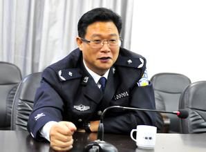 李安平 