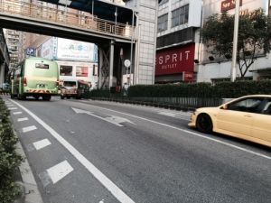 何賢紳士大馬路