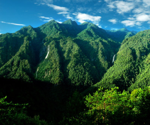 五府山