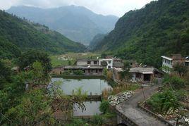 中壩村[雲南省昭通市綏江縣板栗鄉下轄村]