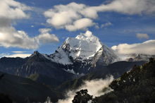 仙乃日神山風景