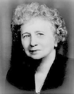 伊莉莎白·維吉尼亞·華萊士·杜魯門（Elizabeth Virginia Wallace Truman，1885年2月13日－1982年10月18日），美國第34任總統哈利·S·杜魯門的妻子，自1945年至1953年是美國第一夫人，卻以暱稱貝絲·杜魯門（Bess Truman）更為人所知。貝絲·杜魯門是歷史上最長壽的美國第一夫人，死時享年97歲，比起最長壽美國總統朗奴·里根的93歲還要高。[編輯] 家庭與哈利·S·杜魯門育有一女，即著名作家瑪格麗特。