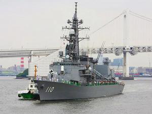 日本高波級驅逐艦