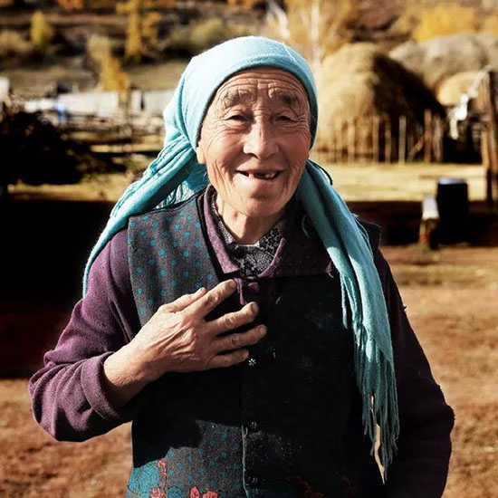 韓寒新電影《飛馳人生》取景地曝光，北緯45°的全球最美秋色