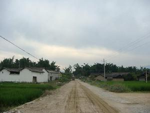 雲南省梁河縣勐養鎮芒蚌村進村道路