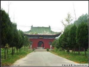 中原大鐵佛寺