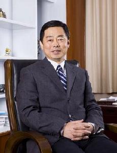 李海平[中通客車控股股份有限公司董事長]