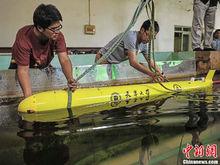 天津大學的海燕號水下滑翔機