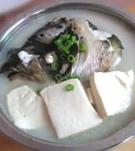 剝皮魚頭豆腐湯