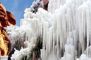 浮戲山雪花洞