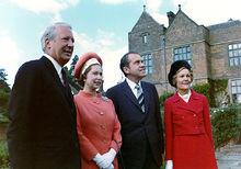 1970年與英國女王歡迎到訪的尼克森夫婦