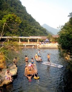 廣西賀州十八水原生態公園