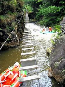 清遠羊角山地窟漂流 國民旅遊休閒網