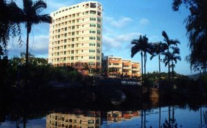 Huaqiao University