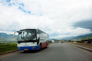 麗江機場高速