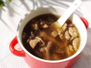 茯苓核桃瘦肉湯