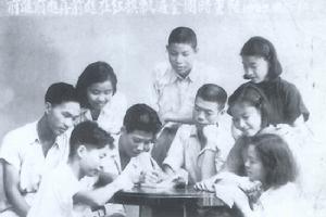 1949年9月，新中國解放前夕，