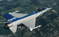 （圖）F-16/79的驗證機是用一架YF-16B改裝的