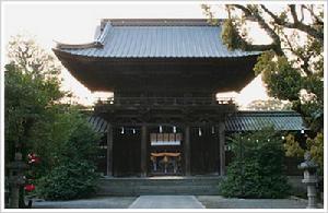 三柱神社