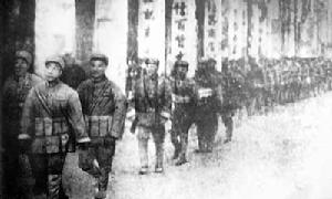 （圖）1949年12月5日解放軍進駐南寧