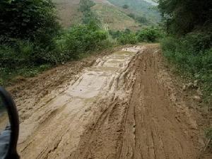 獨家哪哈村的道路