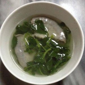 粉腸瘦肉西洋菜湯