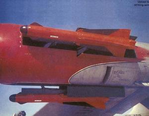 F-89 翼尖彈倉的 GAR-1“獵鷹”飛彈，後來型號改為 AIM-4