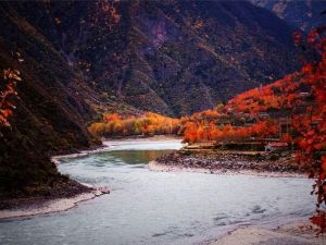 嘎達山風景