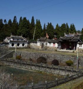 包氏宗祠