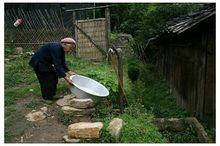 火草坪村村民生活場景