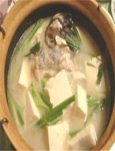 沙鍋魚頭豆腐湯