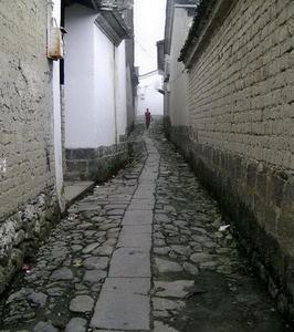 芒東村[雲南省梁河縣曩宋阿昌族鄉芒東村]