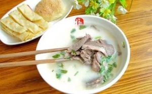 草果生薑羊肉湯