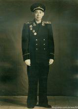 1961年晉升少將