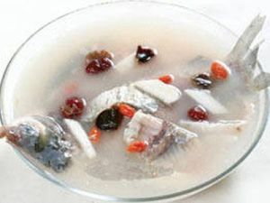 烏豆鯉魚湯