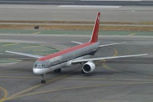 波音757-300型