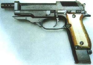 義大利伯萊達M93R衝鋒手槍