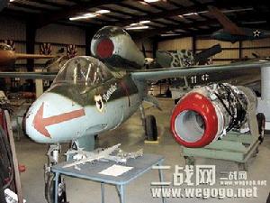 紅色1“Nervenklau”He 162戰鬥機