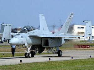 “大黃蜂”F/A-18戰鬥機