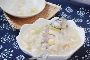 鯽魚蓮子湯