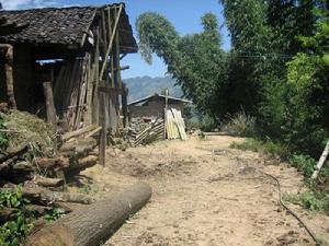 團山自然村[雲南保山施甸縣酒房鄉小寨村委會團山自然村]