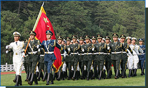 （圖）中國儀仗隊軍服