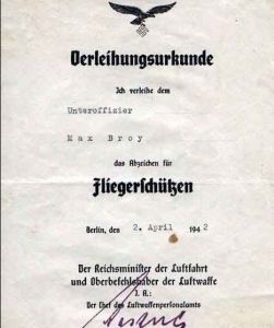 晚期證明檔案，左下角編號為：“#100633”,A5尺寸。1942年4月授給MaxBroy，上面有Kastner-Kirdorf的複印簽名。