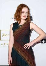 麗芙·休森（Liv Hewson）