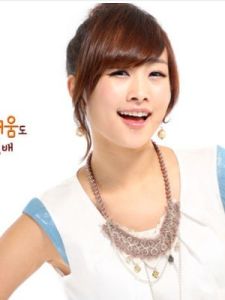 Nicole Jung