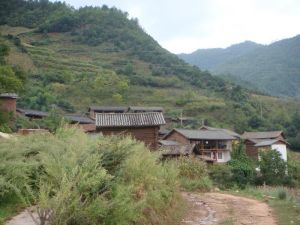 乾天屋村