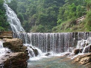 洞中天河風景區